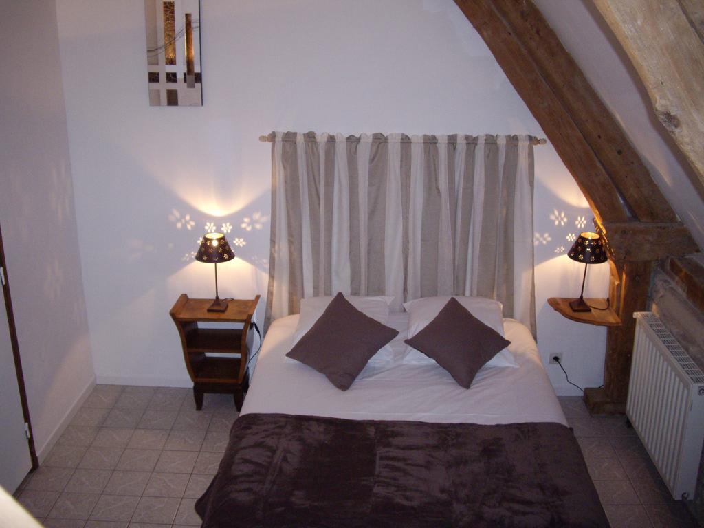 Auberge De La Luzerne Bernières-sur-Mer Oda fotoğraf