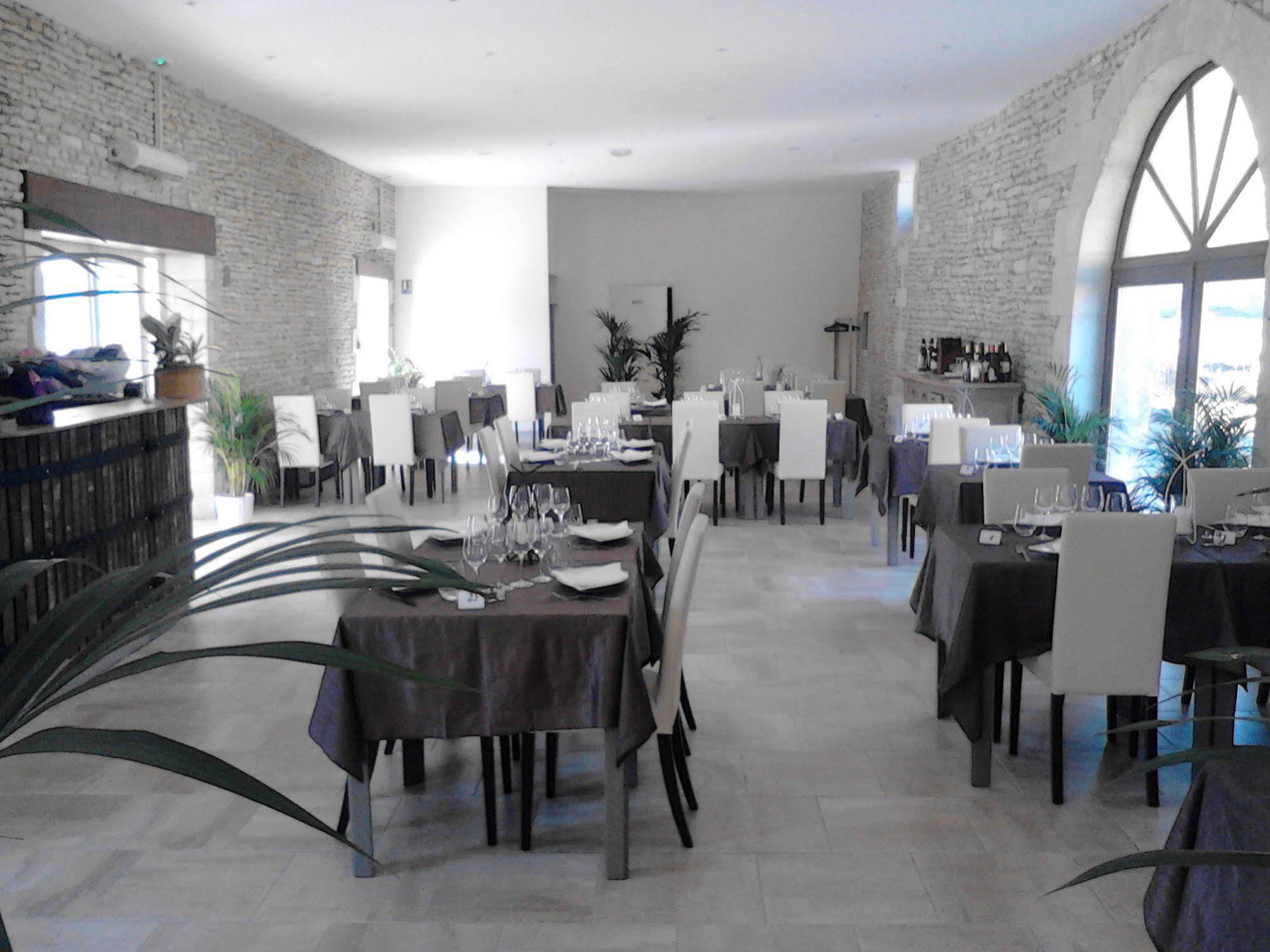 Auberge De La Luzerne Bernières-sur-Mer Dış mekan fotoğraf